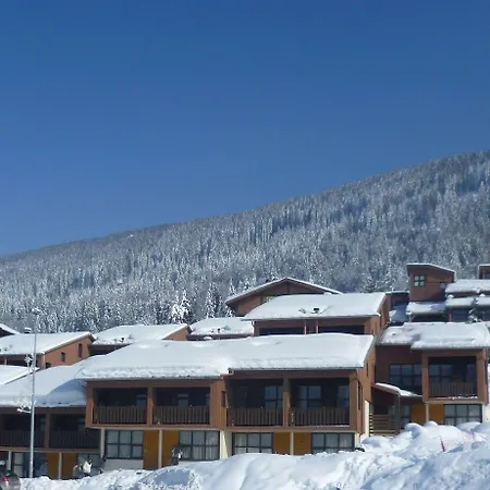 Village De Les Flocons Verts فندق لي كارو داراش